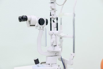 Диагностический прибор офтальмолога